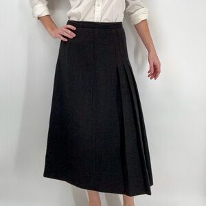 Vintage The Villager 100% Wool Skirt Ankle Women's 8 Waist 28" Preppy Academia